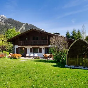 Chalet Les Praz - 280sqm - Sauna Cinema Fitness - 5 Bedrooms In Heart Of Les Praz - By Cozee, Chamonix